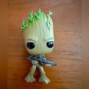 Funko Pop! Vinyl: Marvel - Groot (w/ Blaster) #293 loose